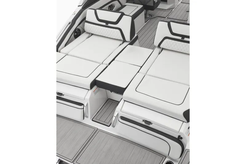 Slide: The Image of Yamaha 275SD 2024 - 30