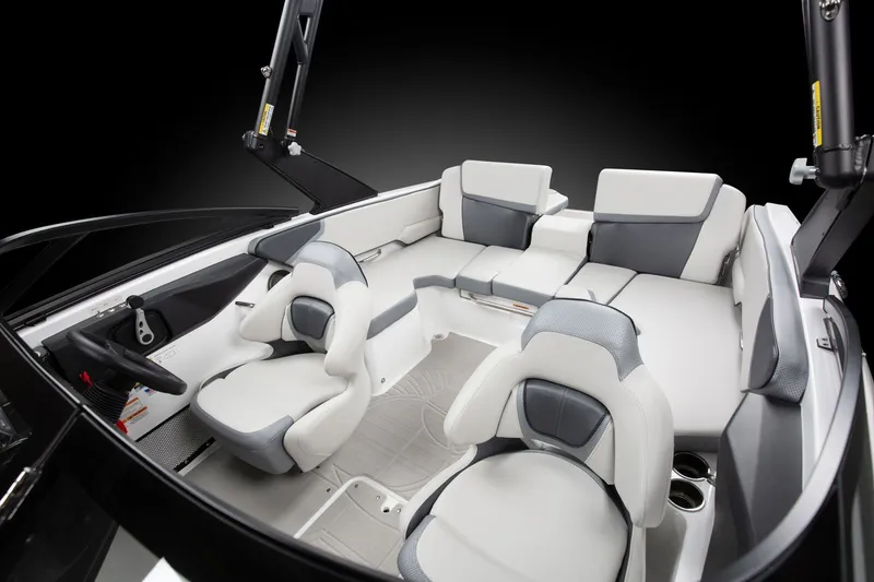 Slide: The Image of Scarab 195 SE 2026 - 27