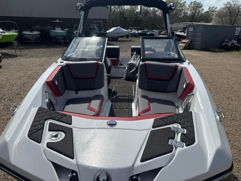 Slide: The Image of Scarab 215 LX Wake 2026 - 9