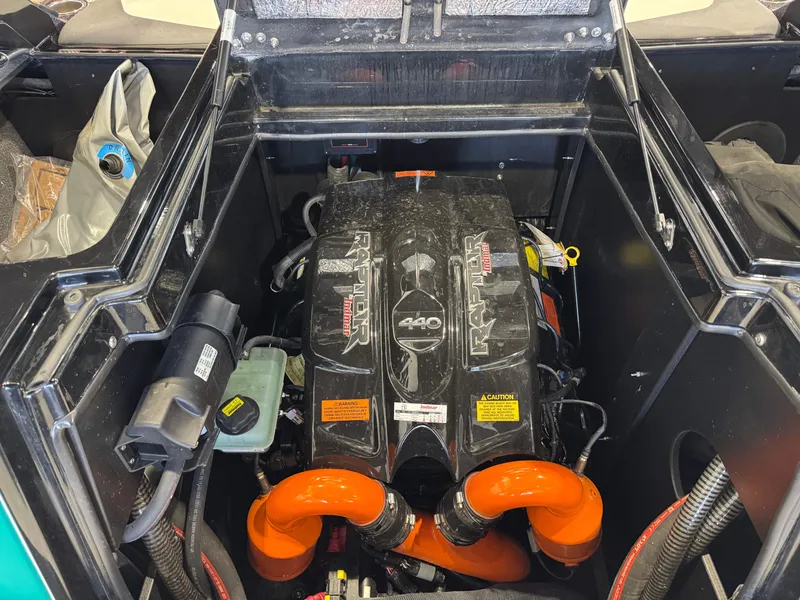 Slide: The Image of Tigé 23ZX 2022 - 28