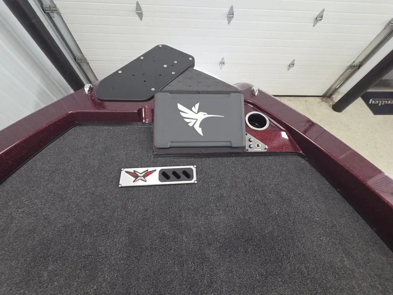 Slide: The Image of Vexus Boats DVX22 2026 - 32