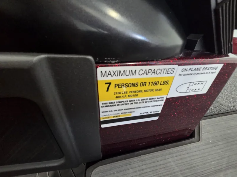 Slide: The Image of Vexus Boats DVX22 2026 - 35