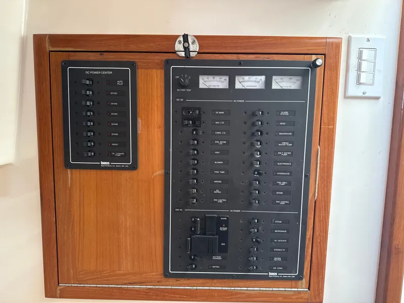 Slide: The Image of Cabo 31 Express 1998 - 21