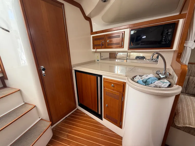 Slide: The Image of Cabo 31 Express 1998 - 5