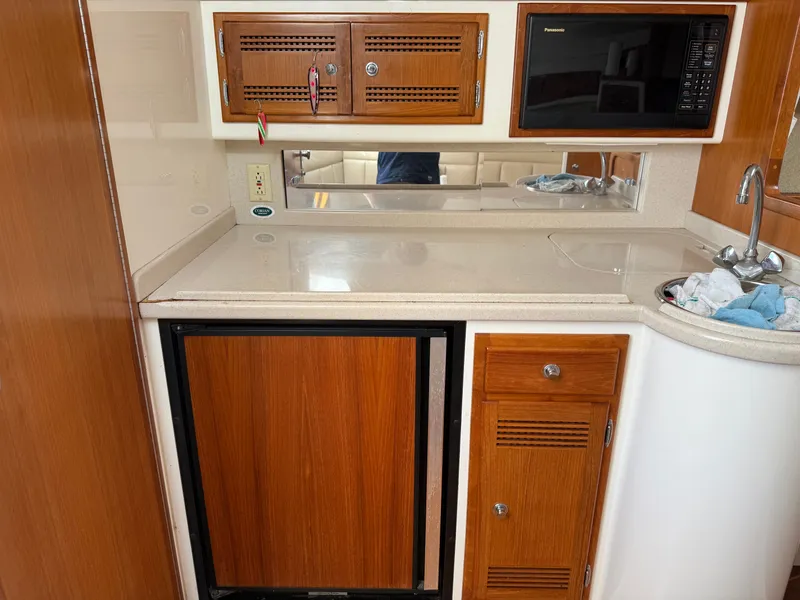 Slide: The Image of Cabo 31 Express 1998 - 6