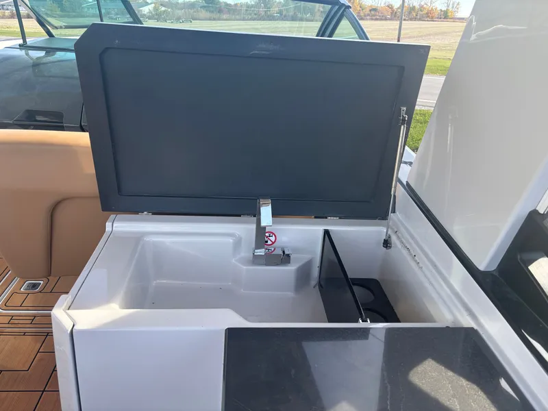 Slide: The Image of Aviara AV32 I/O 2020 - 12