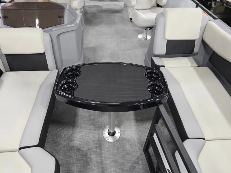 Slide: The Image of Starcraft VX 24 FD 2026 - 10