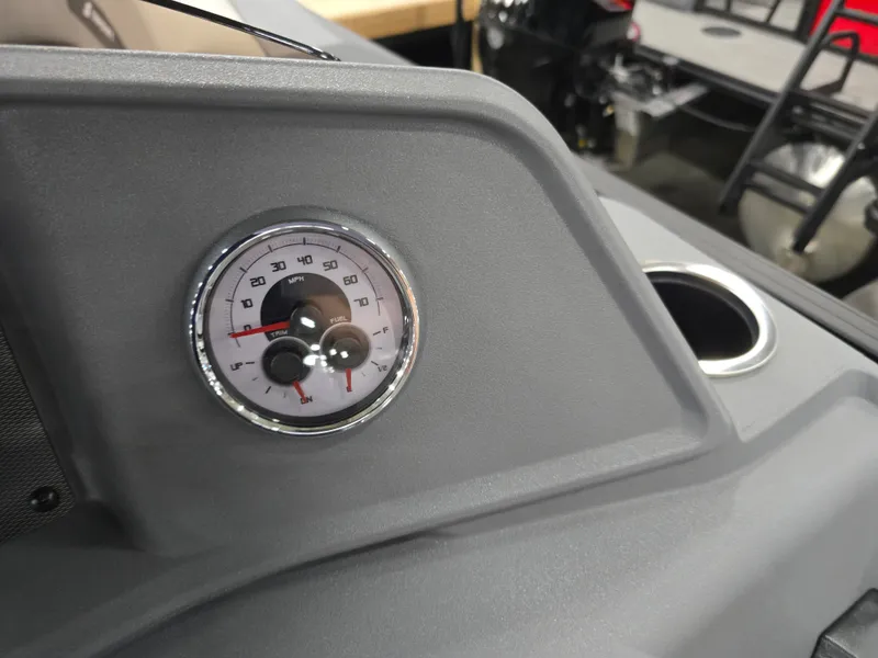 Slide: The Image of Starcraft VX 24 FD 2026 - 15