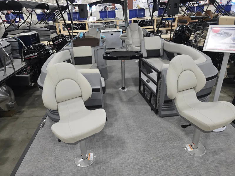 Slide: The Image of Starcraft VX 24 FD 2026 - 2