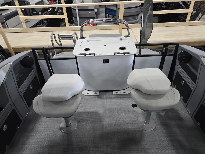 Slide: The Image of Starcraft VX 24 FD 2026 - 24