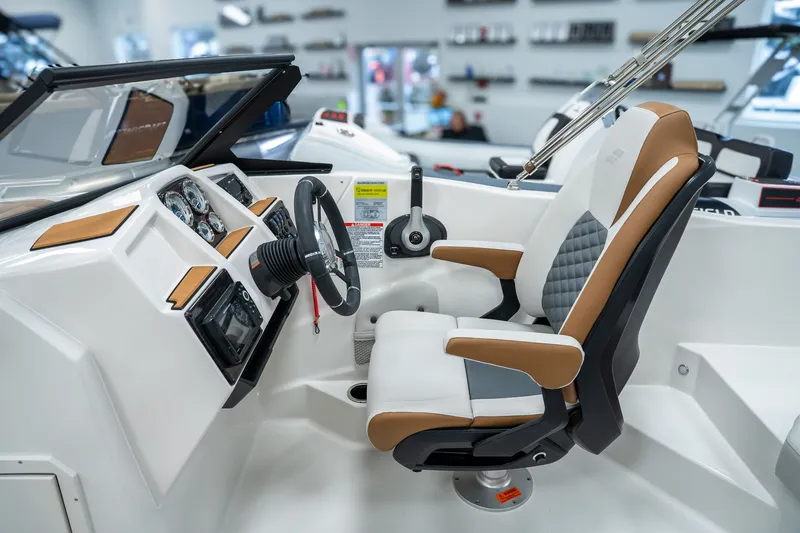 Slide: The Image of Starcraft SVX 210 IO 2025 - 13