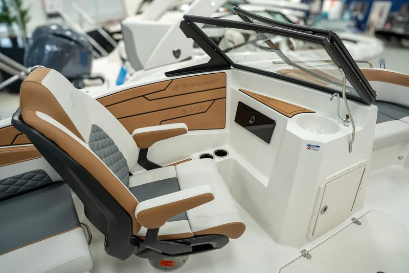 Slide: The Image of Starcraft SVX 210 IO 2025 - 15