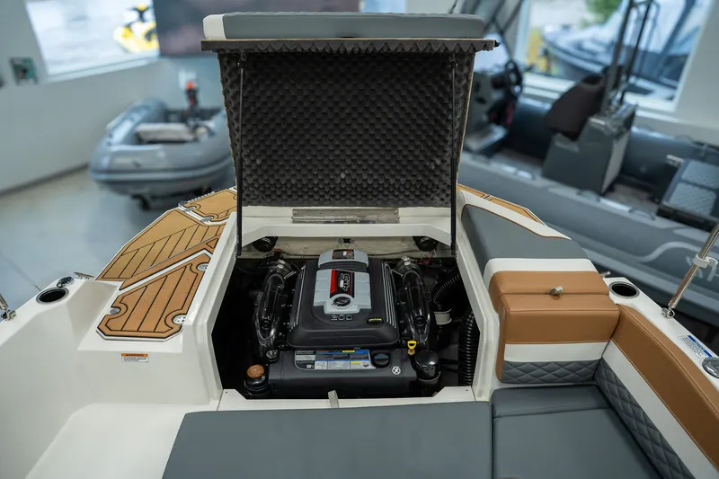 Slide: The Image of Starcraft SVX 210 IO 2025 - 17