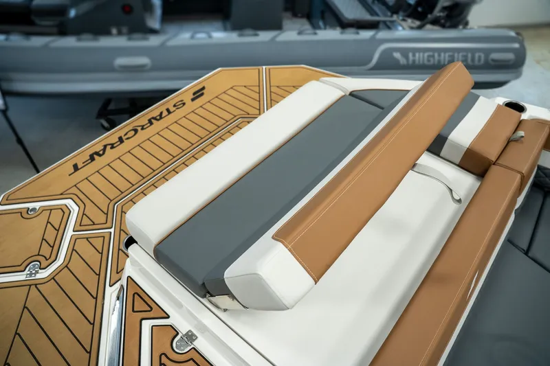 Slide: The Image of Starcraft SVX 210 IO 2025 - 18