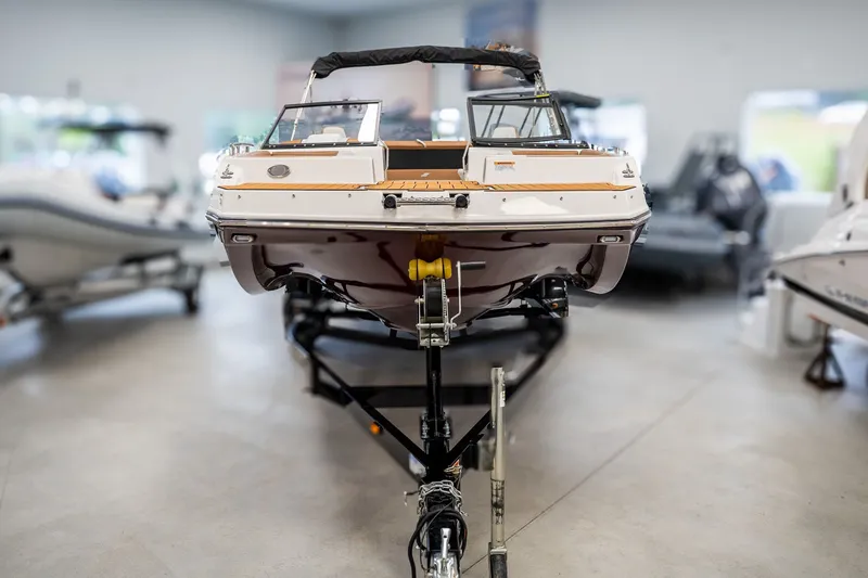 Slide: The Image of Starcraft SVX 210 IO 2025 - 5