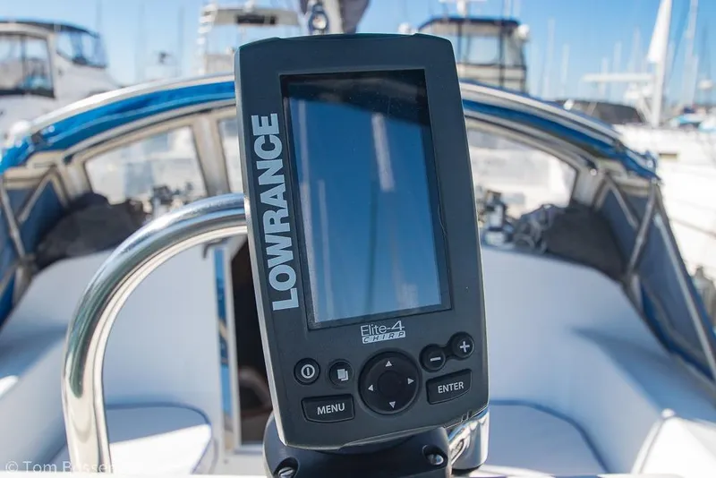 Slide: The Image of Lowrance Elite-4 CHIRP on 1997 Catalina 320 MkII sailboat cockpit. - 31