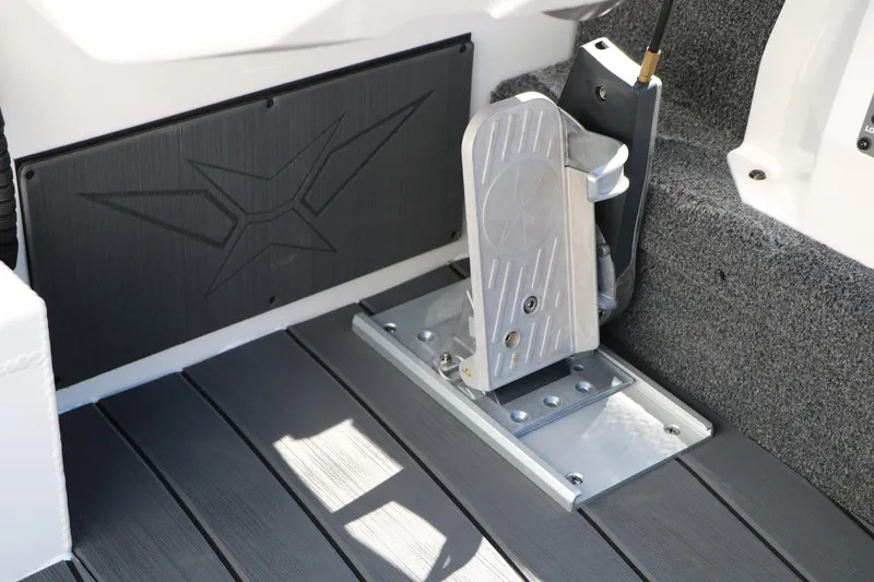 Slide: The Image of Vexus AVX 2080 boat pedal and flooring detail, 2025 model. - 18
