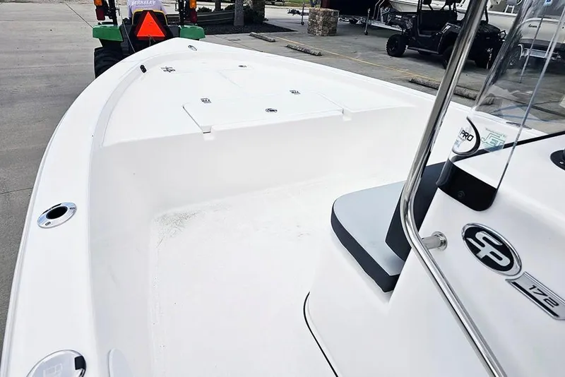 Slide: The Image of 2026 Sea Pro 172 Bay boat interior with sleek design and modern features. - 15