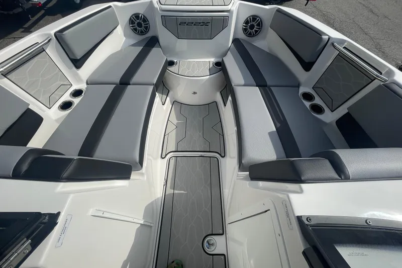 Slide: The Image of 2026 Yamaha Boats 222XD interior with sleek seating and modern design. - 18