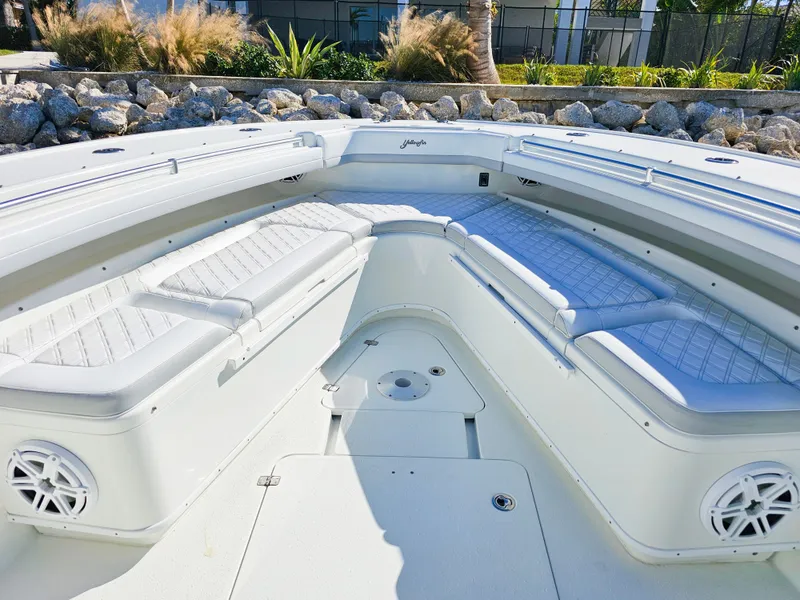 Slide: The Image of Yellowfin 42 Offshore 2015 - 21