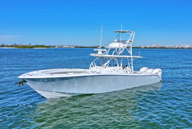 Slide: The Image of Yellowfin 42 Offshore 2015 - 4