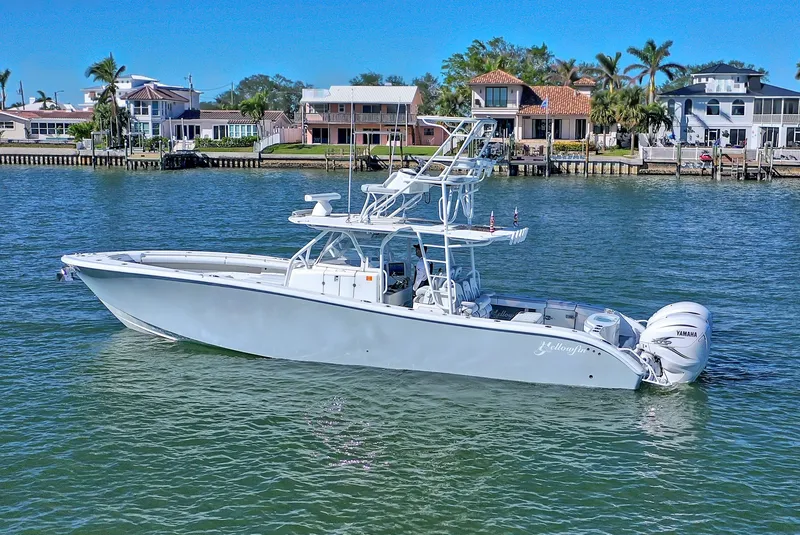 Slide: The Image of Yellowfin 42 Offshore 2015 - 6