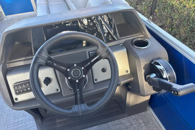 Slide: The Image of Steering console of 2026 Sun Tracker Party Barge 20 DLX pontoon boat. - 18