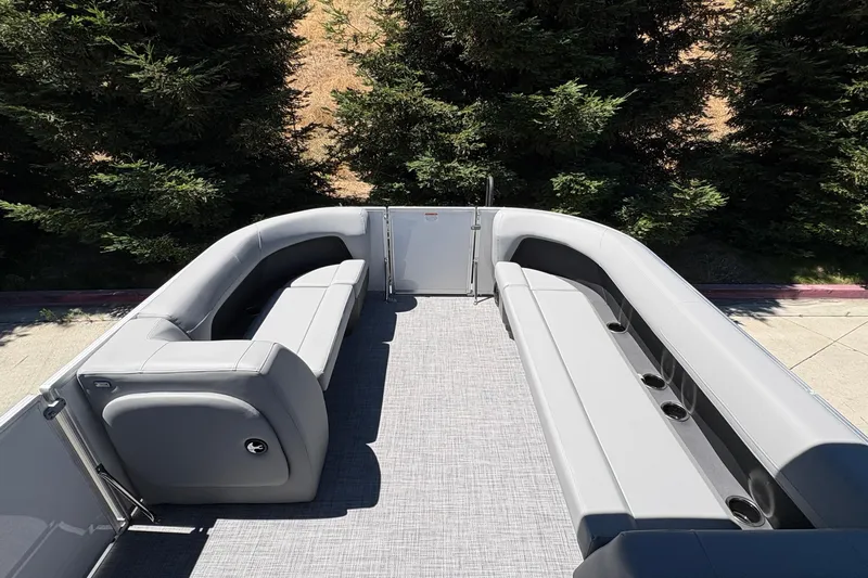 Slide: The Image of 2026 Sun Tracker Party Barge 18 DLX with spacious seating and modern design. - 14