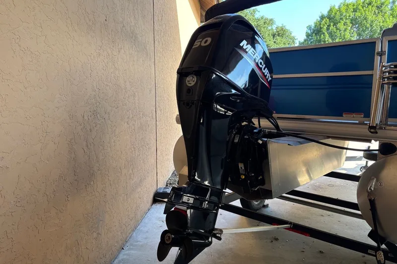 Slide: The Image of 2026 Sun Tracker Party Barge 16 DLX with Mercury 50 outboard motor. - 11