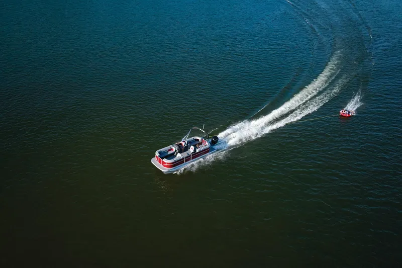 Slide: The Image of Sun Tracker Party Barge 22 DLX 2026 - 30