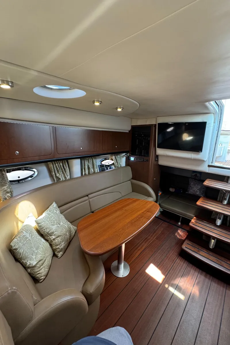 Slide: The Image of Crownline Boats 350 SY 2018 - 58