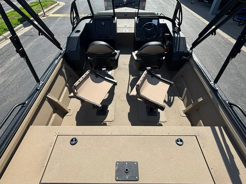 Slide: The Image of SeaArk Protege 200 2026 - 11