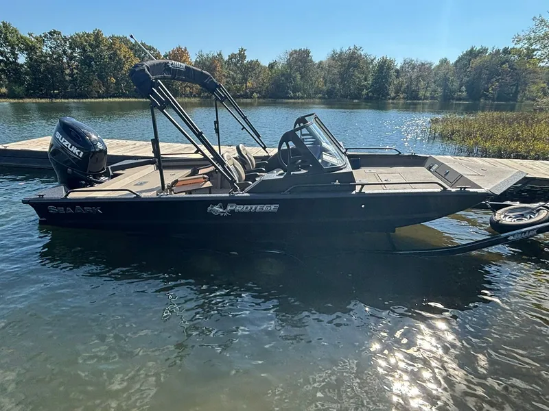 Slide: The Image of SeaArk Protege 200 2026 - 15