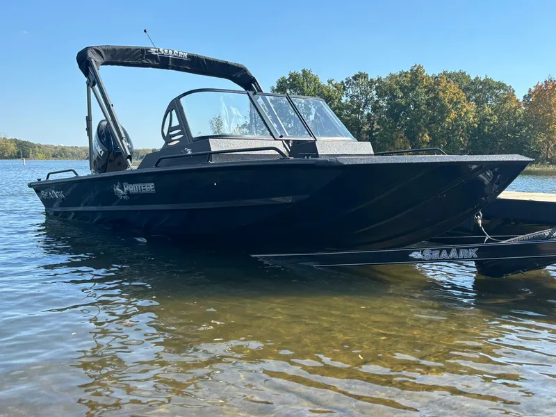 Slide: The Image of SeaArk Protege 200 2026 - 16