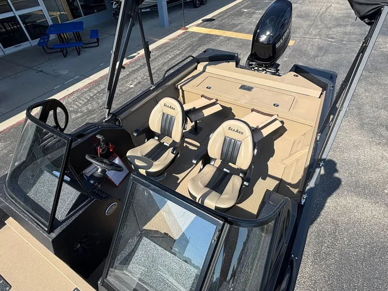 Slide: The Image of SeaArk Protege 200 2026 - 9
