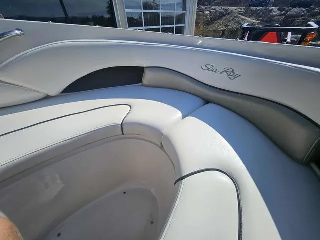 Slide: The Image of Sea Ray 220 Select 2006 - 5