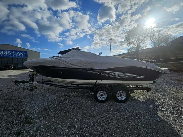 Slide: The Image of Sea Ray 220 Select 2006 - 6