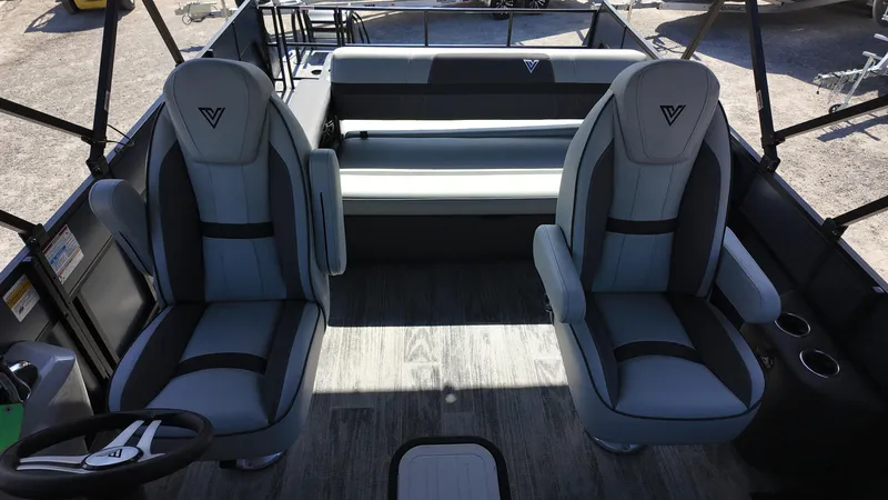 Slide: The Image of Interior of 2025 Viaggio X22S boat with modern seating and sleek design. - 14