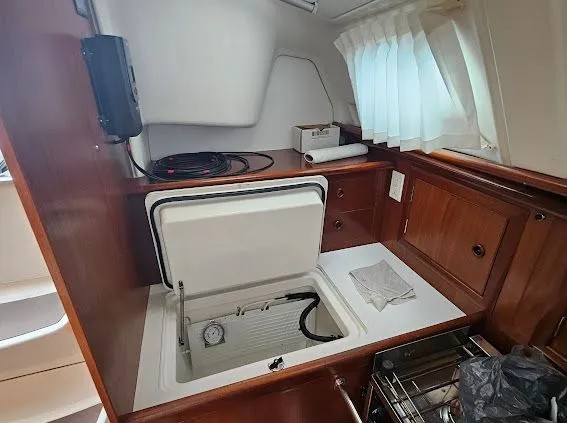 Slide: The Image of Beneteau Oceanis Clipper 331 2004 - 12