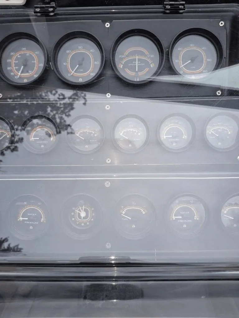 Slide: The Image of Wellcraft Excalibur Eagle II 1985 - 13