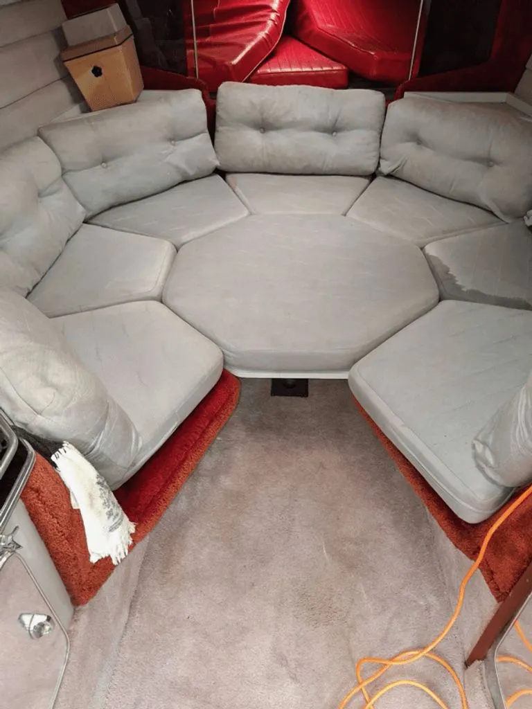 Slide: The Image of Wellcraft Excalibur Eagle II 1985 - 21