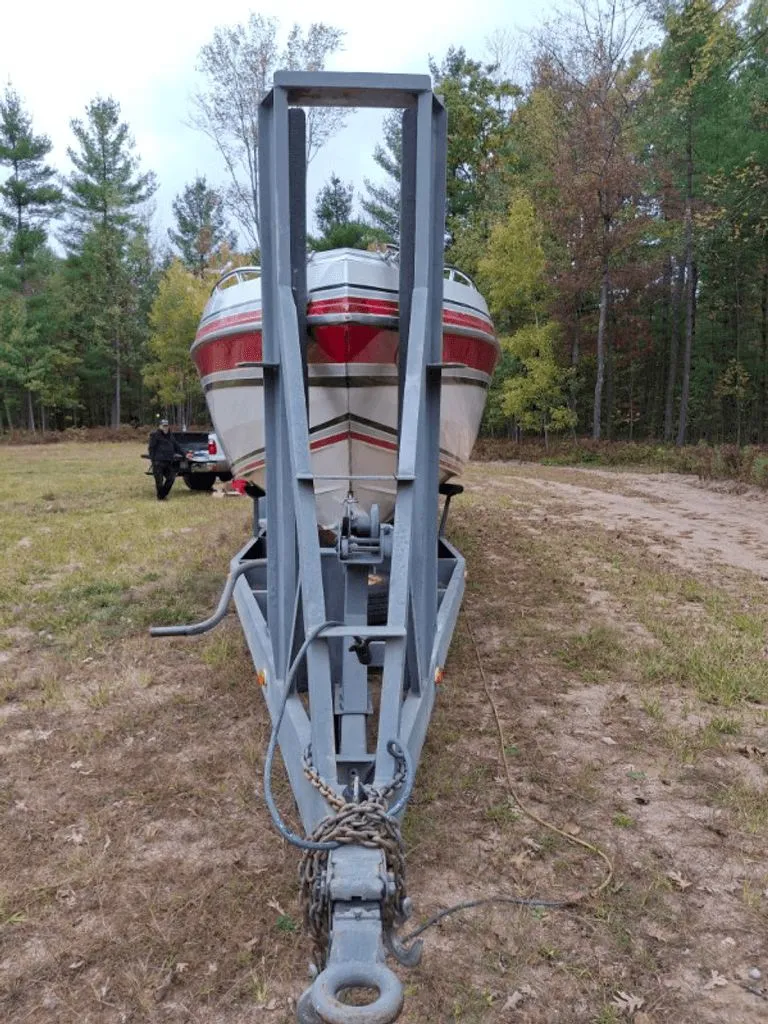 Slide: The Image of Wellcraft Excalibur Eagle II 1985 - 37