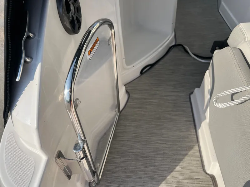 Slide: The Image of Regal 28 Express 2019 - 2