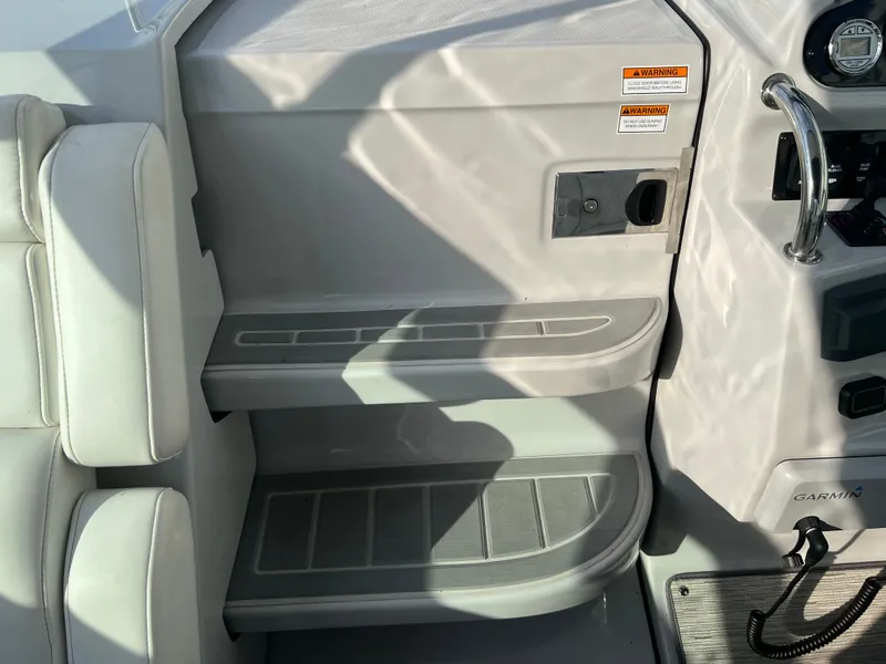 Slide: The Image of Regal 28 Express 2019 - 27