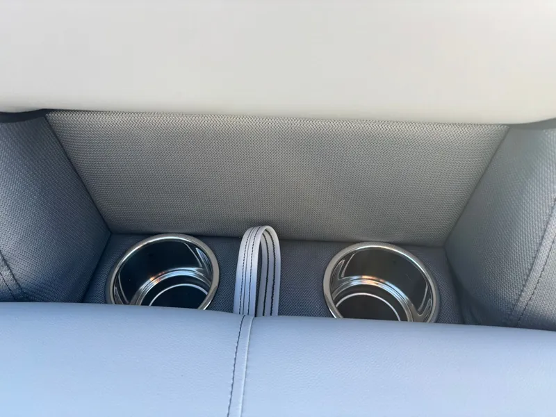 Slide: The Image of Bentley Pontoons 180 LE 3 PT 2026 - 22