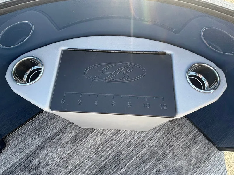 Slide: The Image of Bentley Pontoons 180 LE 3 PT 2026 - 8