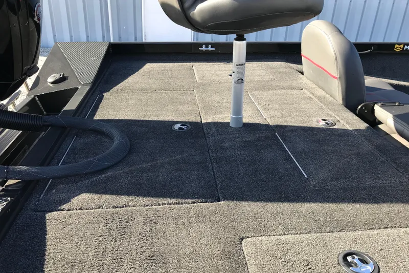 Slide: The Image of 2016 Ranger RT188 boat deck with seating and storage compartments. - 11