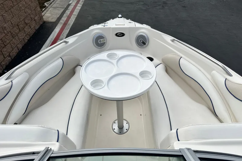 Slide: The Image of Hull identification number on a 2006 Rinker 226 Captiva Bowrider boat. - 20