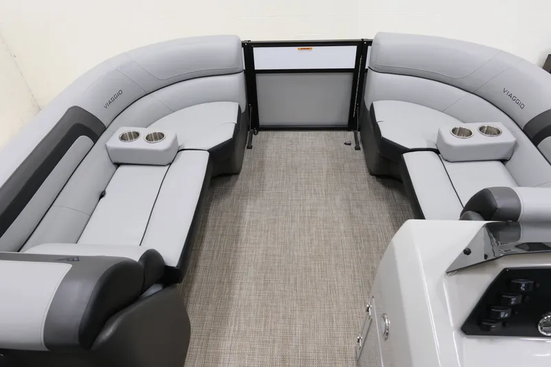 Slide: The Image of Viaggio Lago 22 T 2023 - 11