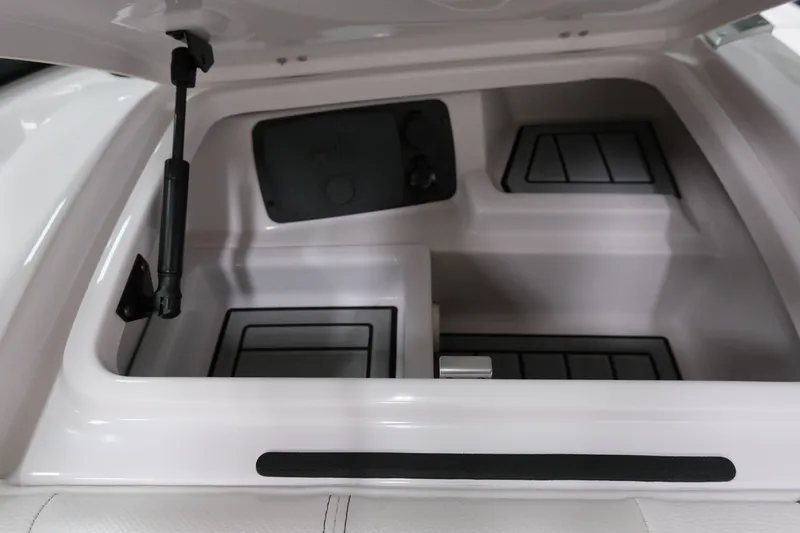 Slide: The Image of Nautique G23 2015 - 16